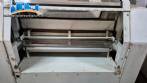 Cutting line for sweets and cereal bars